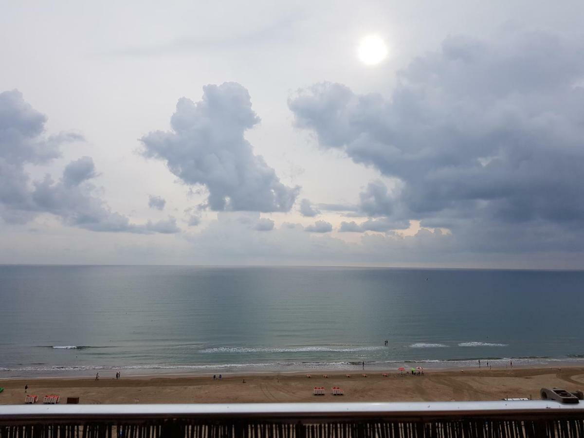 Apartamento De Lujo En Primera Linea De La Playa De Cullera Con Vistas Al Castillo エクステリア 写真